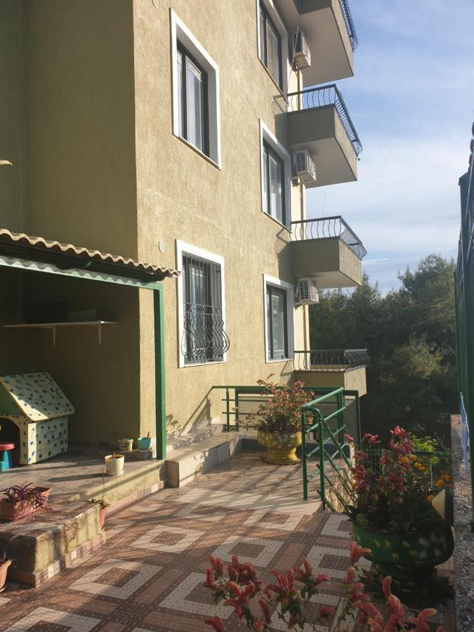 Villa Luiza Саранде Екстериор снимка