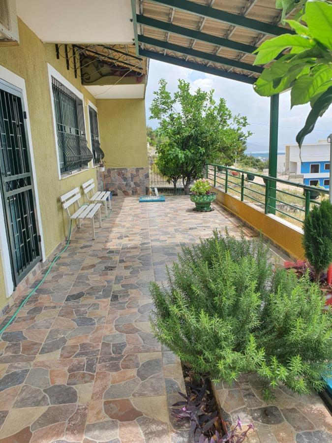 Villa Luiza Саранде Екстериор снимка